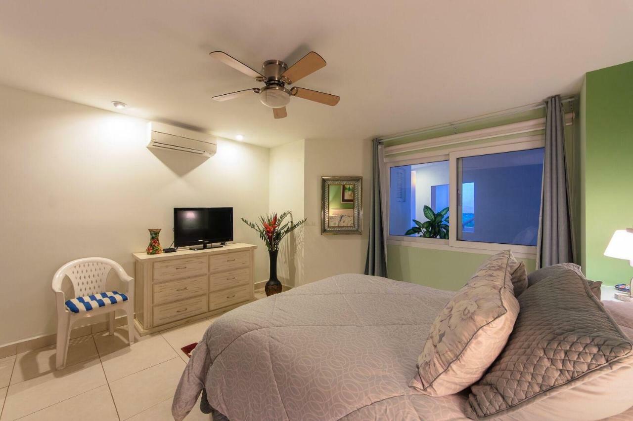 Breathtaking Villa Magna Beachfront Condo, 3 Bedrooms Sleeps 6 Нуево Валярта Екстериор снимка