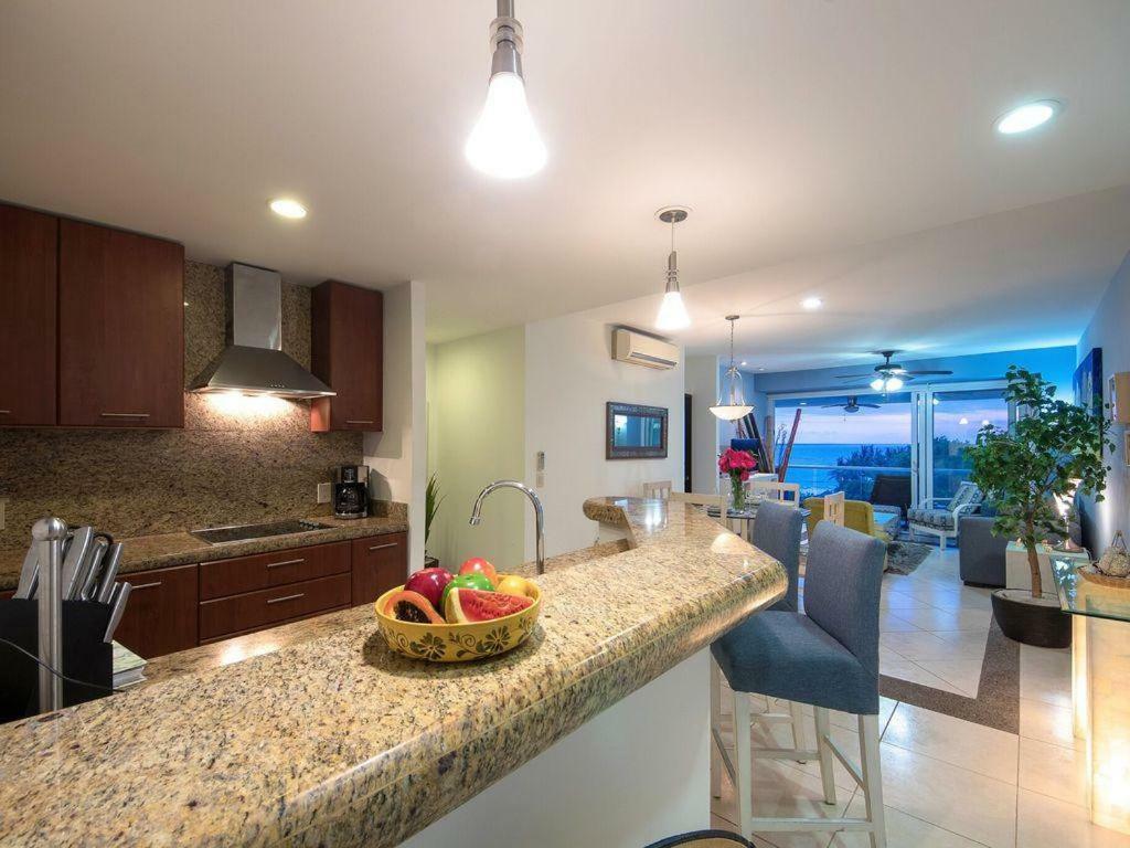 Breathtaking Villa Magna Beachfront Condo, 3 Bedrooms Sleeps 6 Нуево Валярта Екстериор снимка